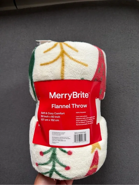 Red & White Holiday Flannel Throw