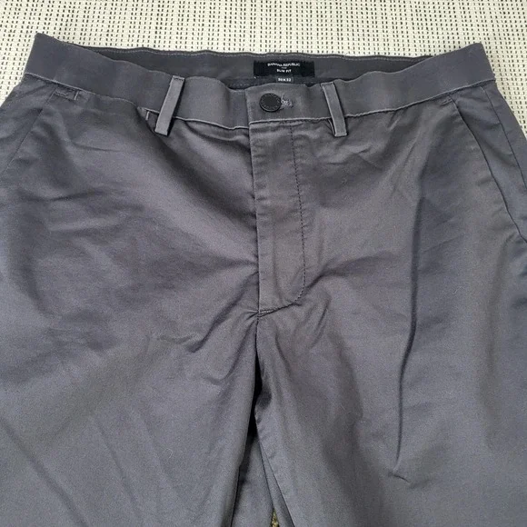 Banana Republic Pants Mens 30x32 Gray Chino Slim‎ Fit Straight Leg Casual Office