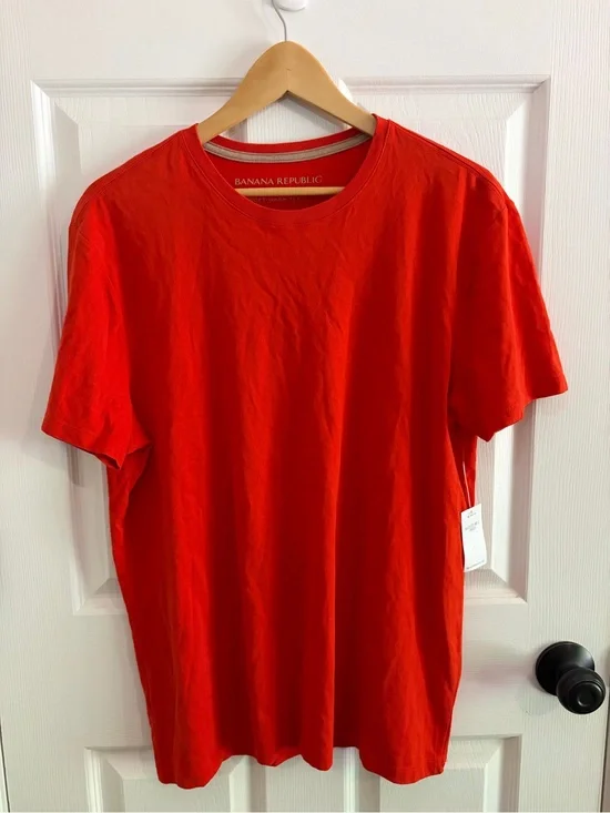 Banana Republic The Soft Wash Tee NWT Persimmon Orange Crew Neck Tee - Size L