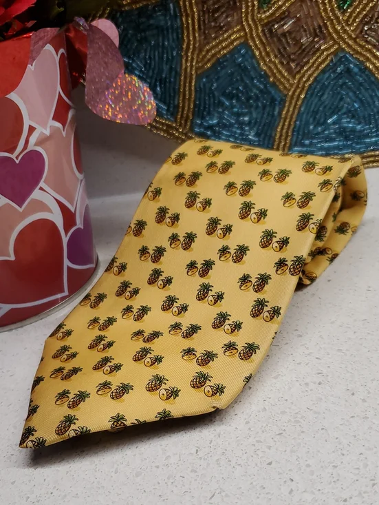 Salvatore Ferragamo Yellow Pineapple-Print Silk Tie