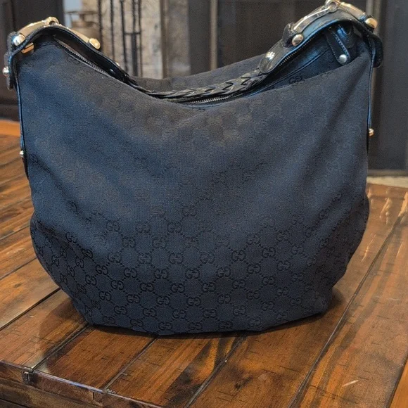 Gucci canvas Pelham hobo bag