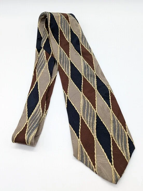 Vintage Geoffrey Beene Brown Tan Diamond Checkered Silk Geometric Tie