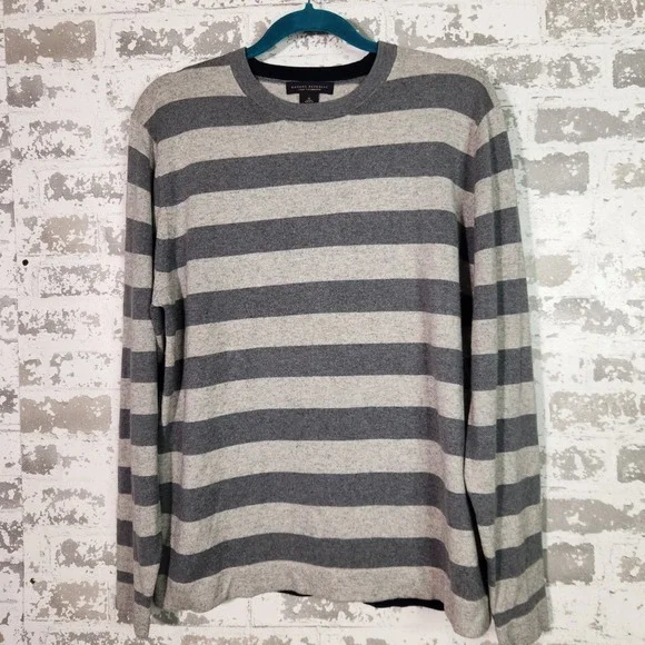Banana Republic Sweater Mens M Grey Striped Silk Cashmere Knit Preppy Classic