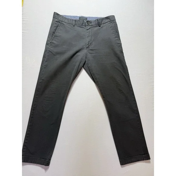 Banana Republic Men's Skinny Fit Stretch Chino Pants Gray 34W Flat Front