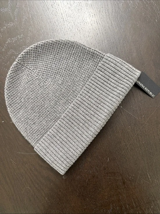 Banana Republic Gray Ribbed Knit Cuff Beanie