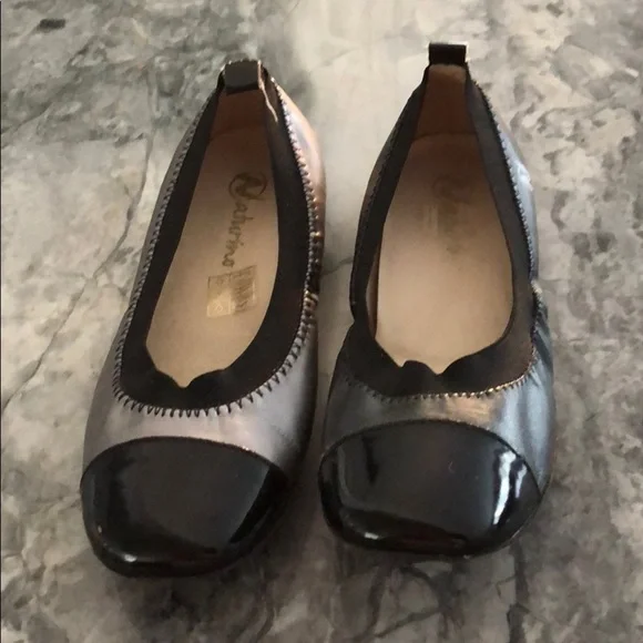 Naturino ballet flats size 13us/ 31eu