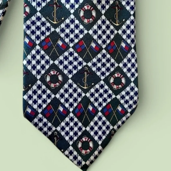 VTG TOMMY HILFIGER Nautical Preppy Marina Sailing Silk Tie