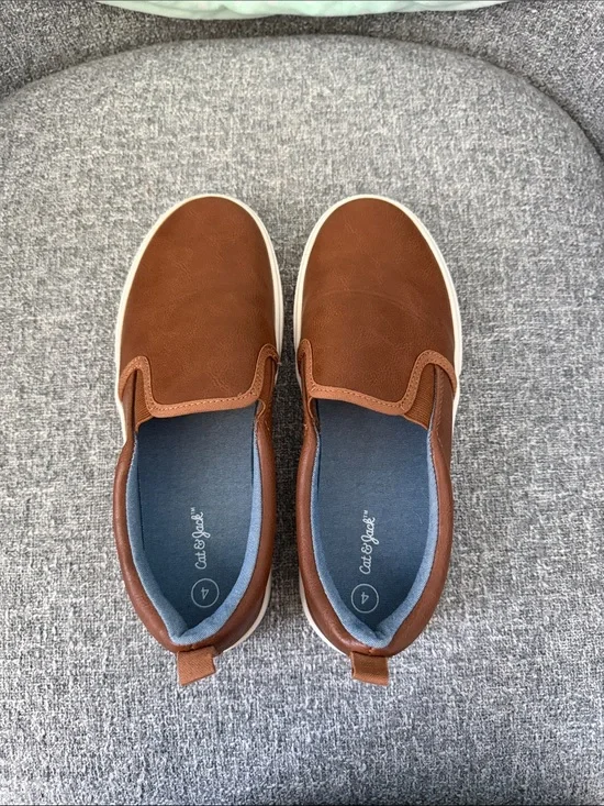 Casual Slip-On Boys Shoes in Brown