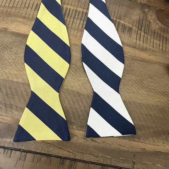 Jos A Banks 100% Silk Men's Stripe Bow Ties Lot Of 2 Adjustable Navy Gold Silver