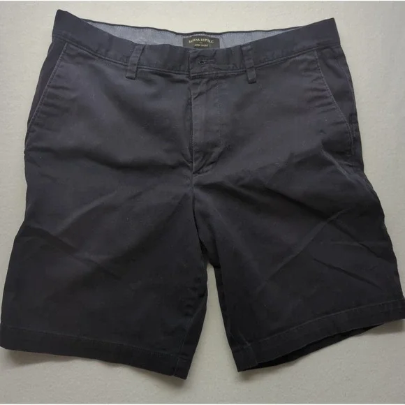 Banana Republic Measures 33 x 9Navy Blue Aiden Flex Dress Chino Shorts