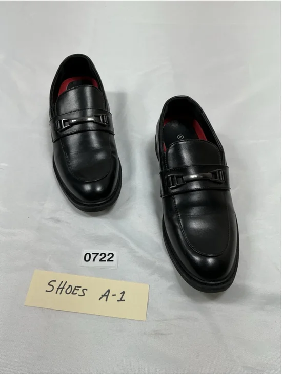 Boys Excellent Bruno Marc Slip On Dress Loafer Size 5 Black Block Heel