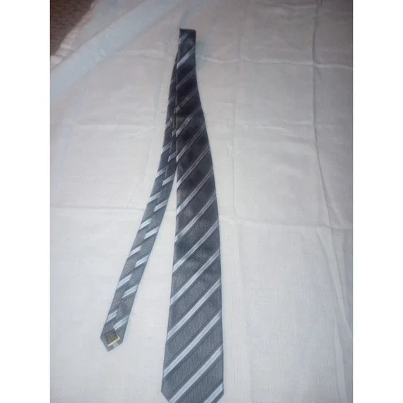 Donald Trump Silk Blue, Grey,‎ White Striped Neck Tie China