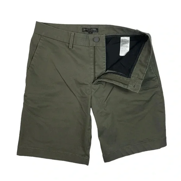 SH759 Men’s Banana Republic Preppy Stretch Flat Front Aiden Shorts 29
