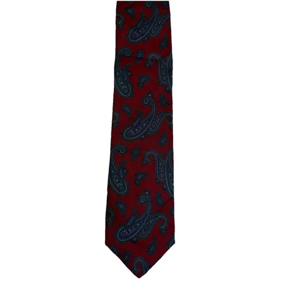 Reichardt's‎ 100% Silk  Red Paisley Vintage Tie  Made In USA