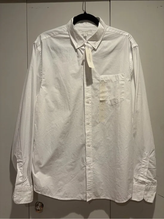 NWT Banana Republic Men’s White Button Down Slim Untucked 100% Organic Cotton  L
