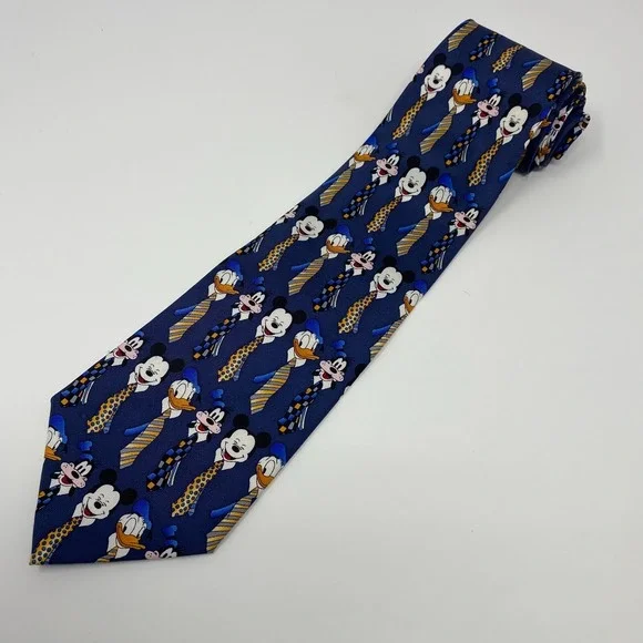 Walt Disney World Tie 100% Silk Men‎ 57
