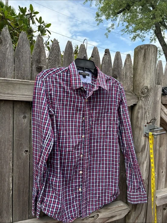 Banana Republic medium soft wash cotton shirt.
