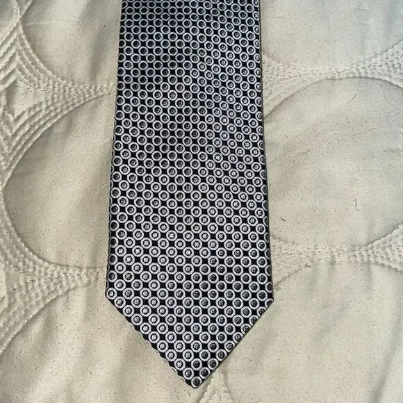 Michael‎ Kors black, white & silver gray circle design silk tie