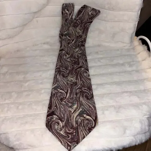 Vintage Henry Grethel Silk Paisley Necktie Burgundy Maroon Brown Dark Academia