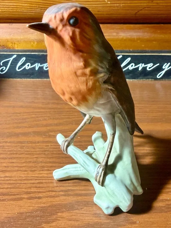 Vintage Goebel West Germany Rotkehlchen Robin Rouge- Gorge On Branch Figurine