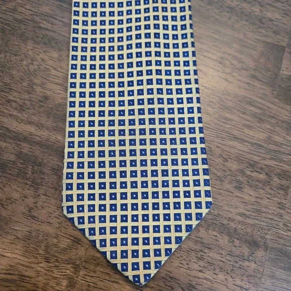 Brooks Brothers Makers Mens Silk Tie Navy Blue Gold Geometric Grid Made in‎ USA