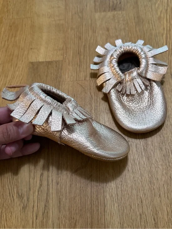 Freshly Picked 5 Rose Gold Leather Hard Sole Moccasins