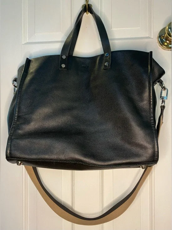 Leather Tote Bag in Black