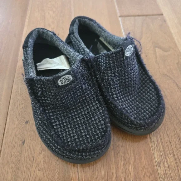 Hey Dude Wally Toddler Black Slip On Loafers Shoes Size 8 Lightweight