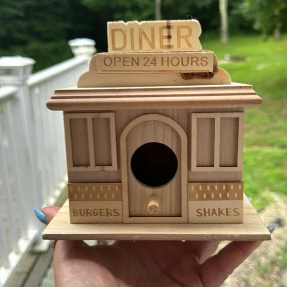 Bird house
