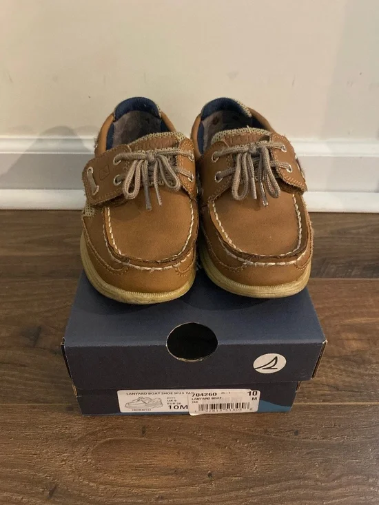 Sperry lanyard boat shoe size 10