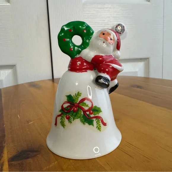 Vintage Santa Claus mistletoe Christmas‎ hand bell