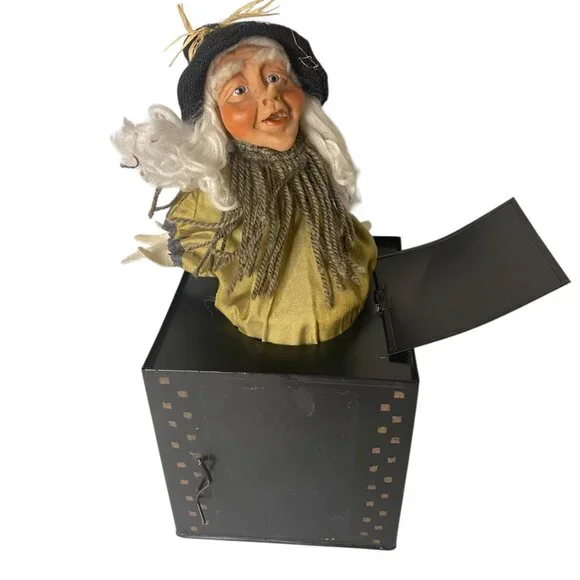 Vintage Jack-In-The-Box Scarecrow Witch‎ Figure Black Metal Box Halloween Prop