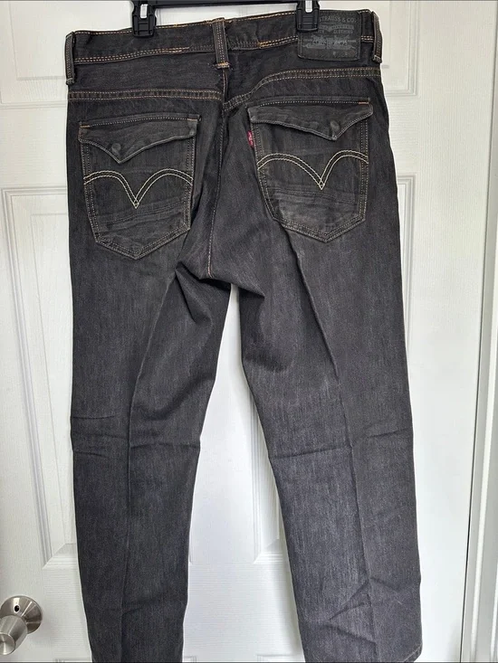 Levi's Men's Dark Gray Straight Jeans