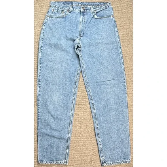 Levi's 505 Relaxed Fit Tapered Leg 5 pocket Men's Vintage Denim Jeans Size 38x34