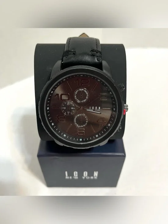 Men's Black Chronograph Watch Multi Dial Leather Strap Icon New York MIB