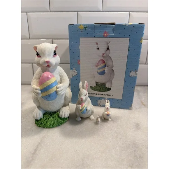 Vintage Cracker Barrel Nesting Bunnies Easter