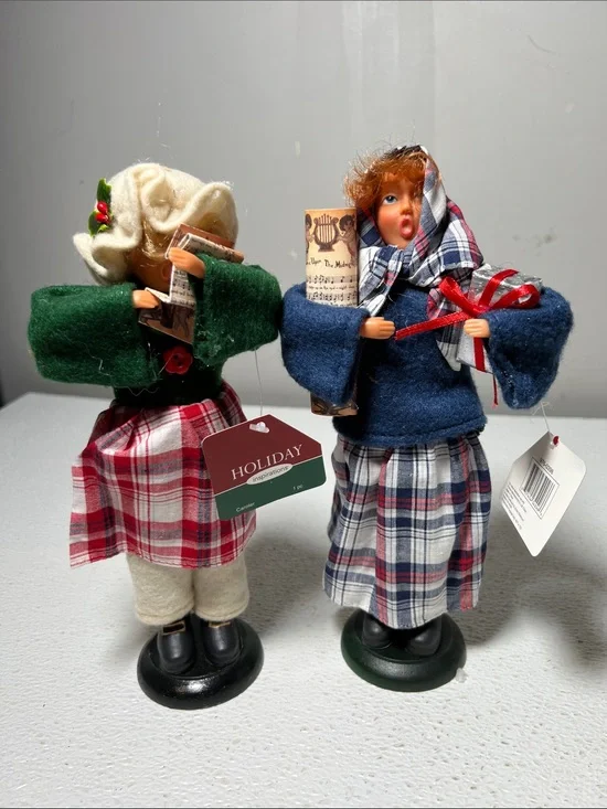 Holiday Inspirations Plaid Caroler Figurines - Blue & Green New