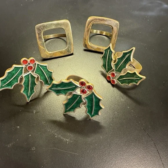 Christmas Napkin Rings Set Of 5 Metal Painted Holly Berry &‎ Square  Brass Color