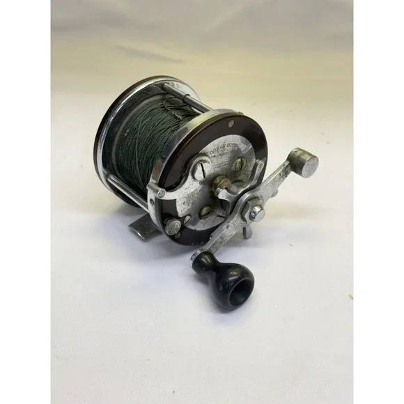 VTG Ocean City 250 Free Spool German Silver Fishing Reel