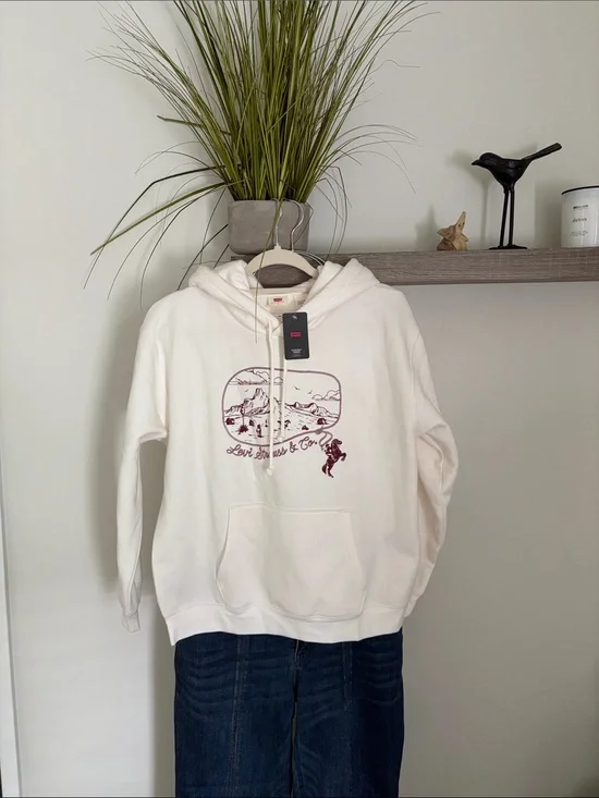 Levi's Cream Hoodie with Maroon Graphic