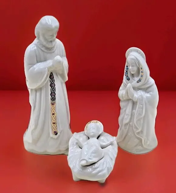Lenox China Jewels Ivory Nativity Porcelain Joseph, Mary & Baby Jesus in Box