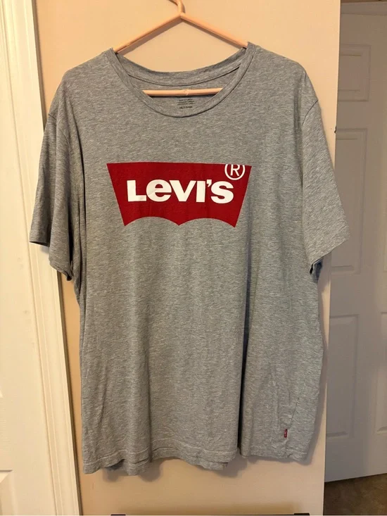 Levi's Gray Tee with Bold Red Logo