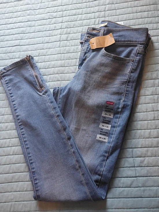 Levi's Men's Light Blue Slim Jeans