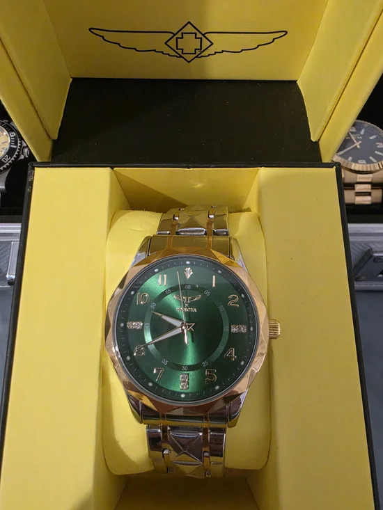 Invicta Men's Green Dial Gold-Tone Bracelet Watch
