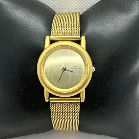 Skagen 45GG Women's Gold Tone Analog Dial Quartz Genuine Wrist Watch JNA568