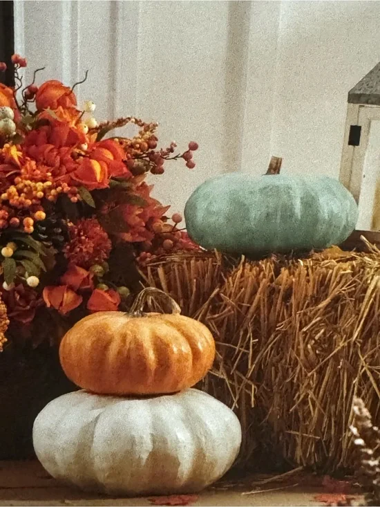 NEW 3 Pc Laura Ashley Indoor/Outdoor Stackable Pumpkin Set Fall Decor Blue White