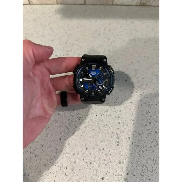 Casio MCW200H-2AV,‎ Men's Chronograph Watch