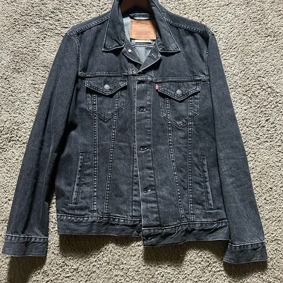 Levi's Charcoal Denim Jacket (Men’s Large)