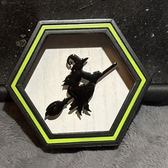 Halloween Wood Hexagonal Witch Broomstick 8