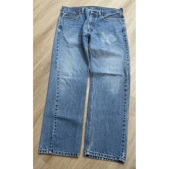 Levi's 505 Denim Jeans Men's 36x32 Regular Fit Straight Leg Light Wash Relaxed